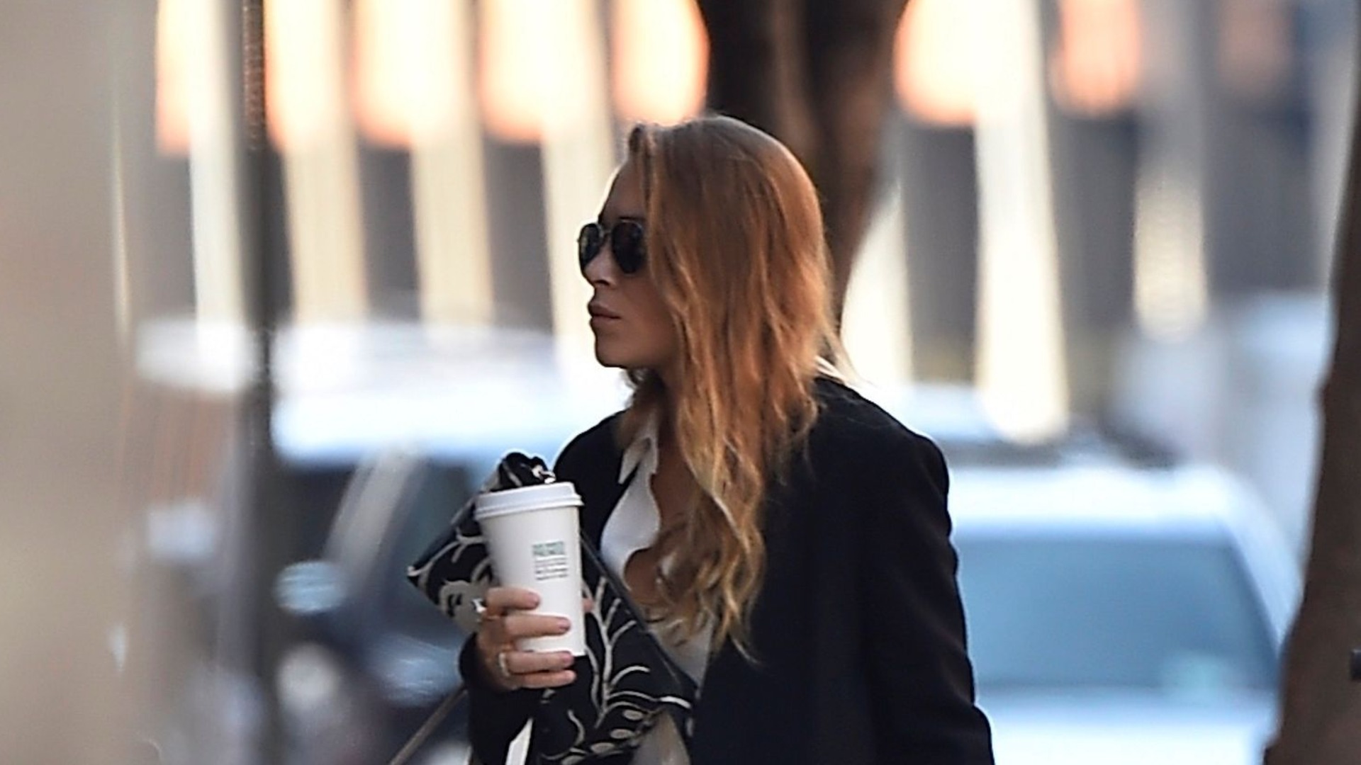 올가을, 더 로우의 수장 올슨 자매처럼 입는 법 - 뉴스 썸네일 이미지