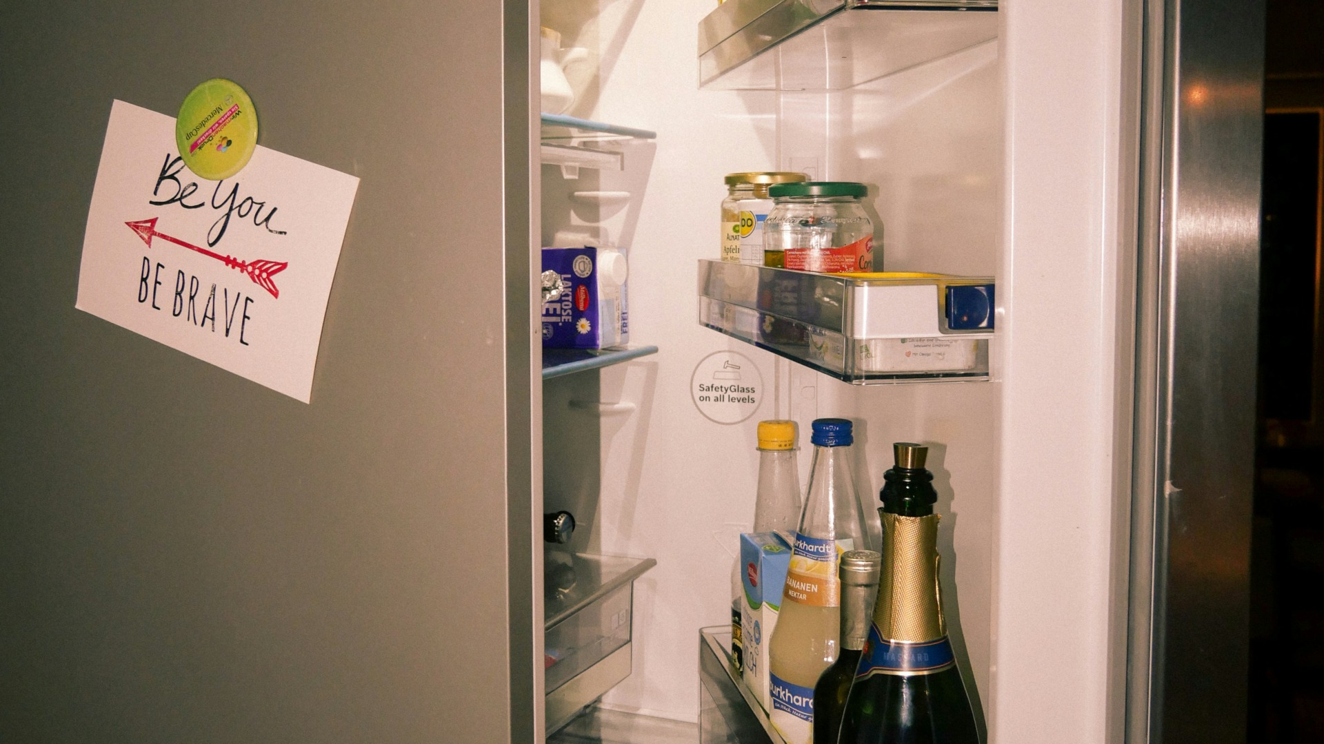 과학적으로 증명된 차갑게 먹어야 더 건강한 음식 7가지 - 뉴스 썸네일 이미지