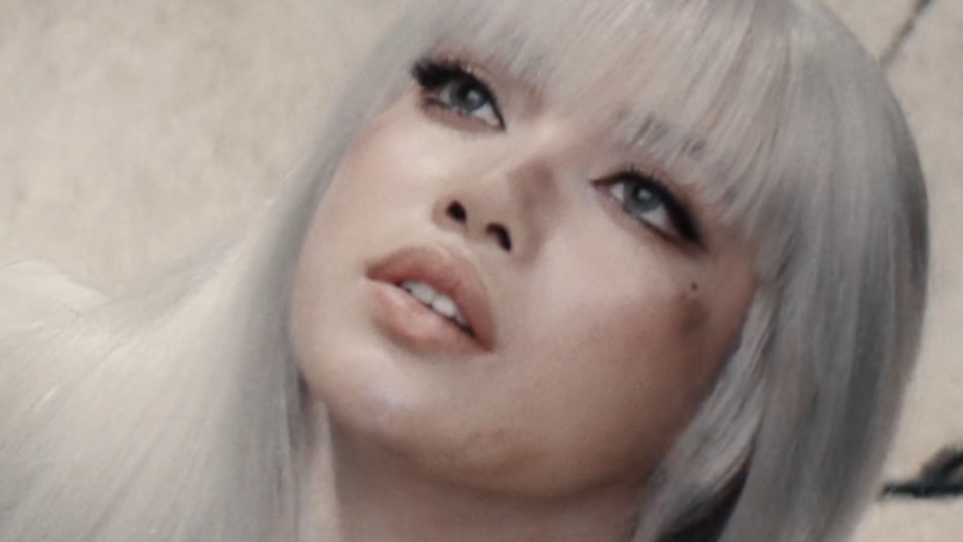 보그코리아 리사-애니마 협업 기사 대표 이미지